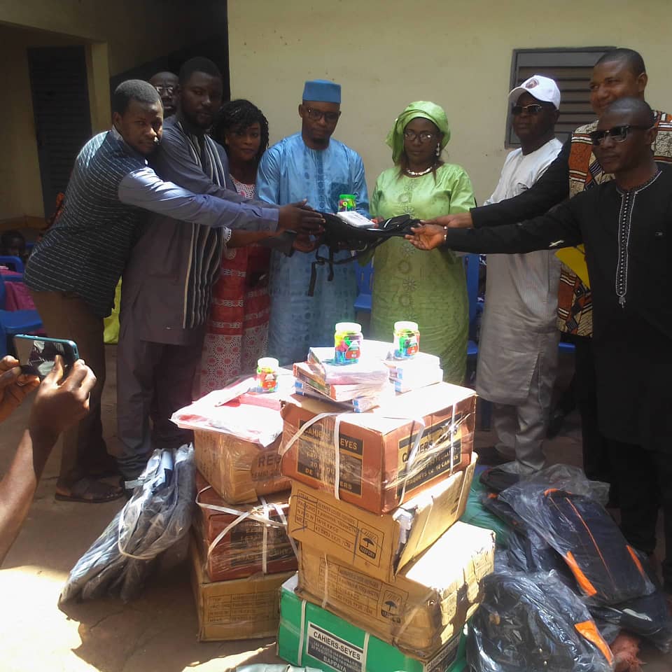 Rentrée scolaire : « HORONYA TON » réconfortent plusieurs familles démunies.